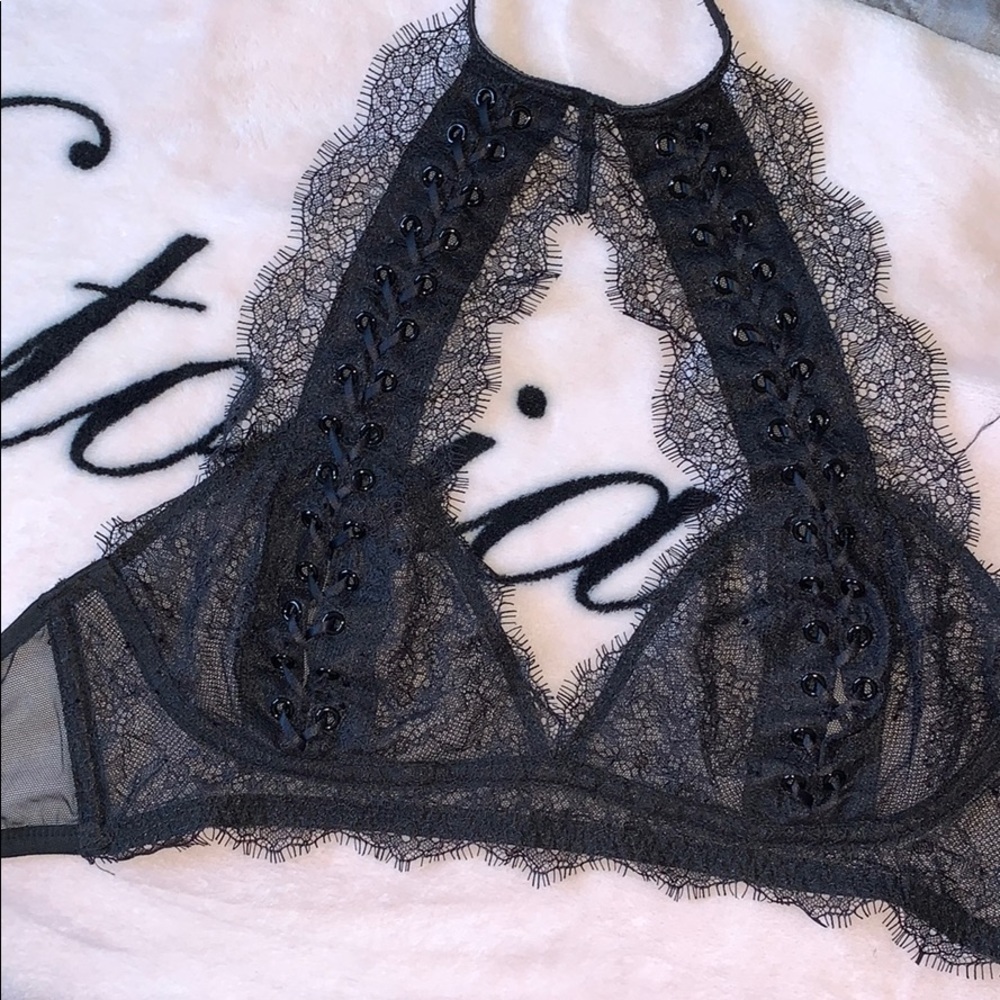 Victoria Secret Very Sexy bralette lingerie